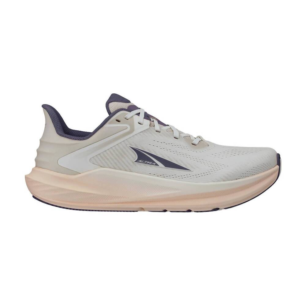 NEW ALTRA women's torin 8 running shoes in tan
